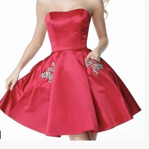 Sherri Hill NWT Red Strapless Rhinestone Satin Mini Dress with Pockets - Size 8